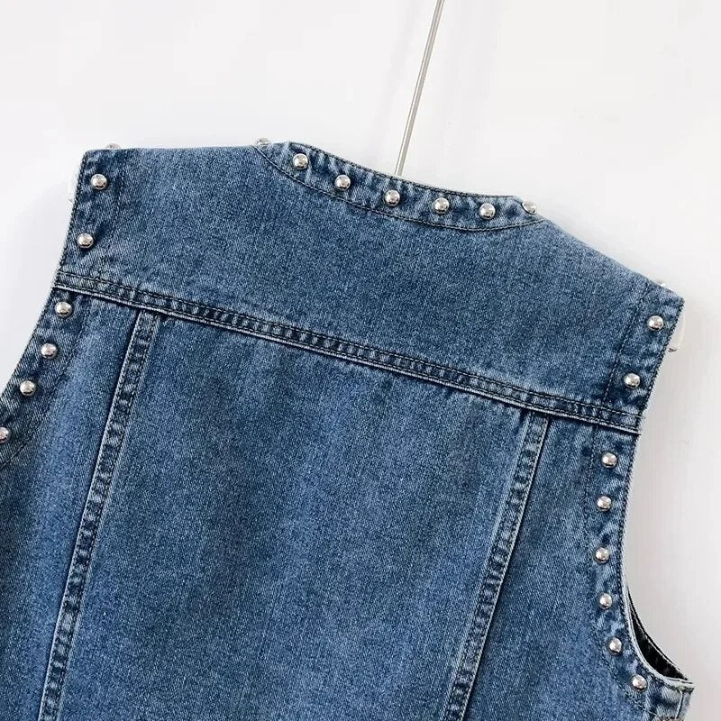 Denim Vest Outfit