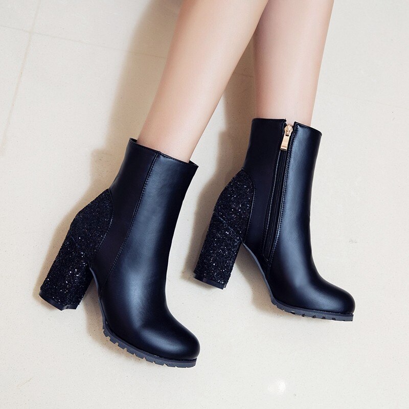 Glitter Boots Girl